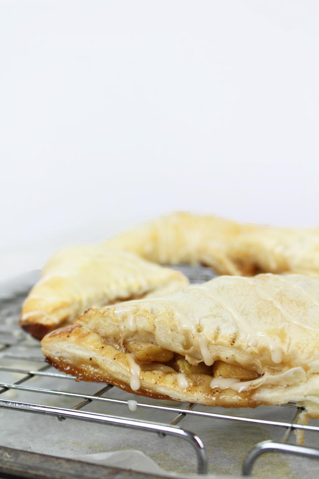 puff pastry apple turnovers