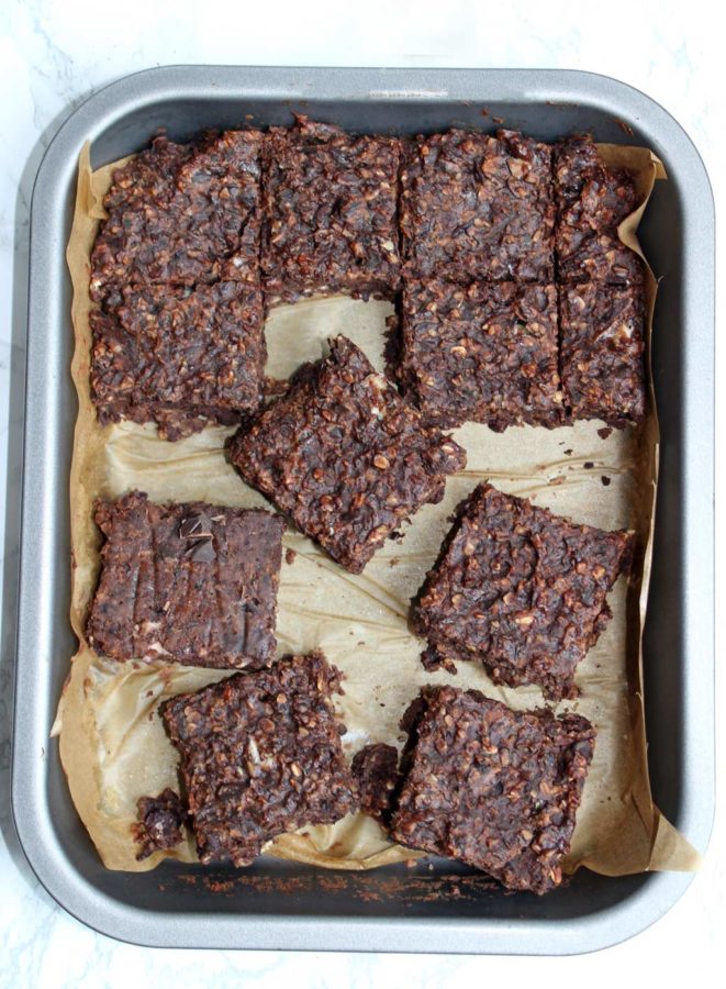 vegan black bean brownie squares in a tray