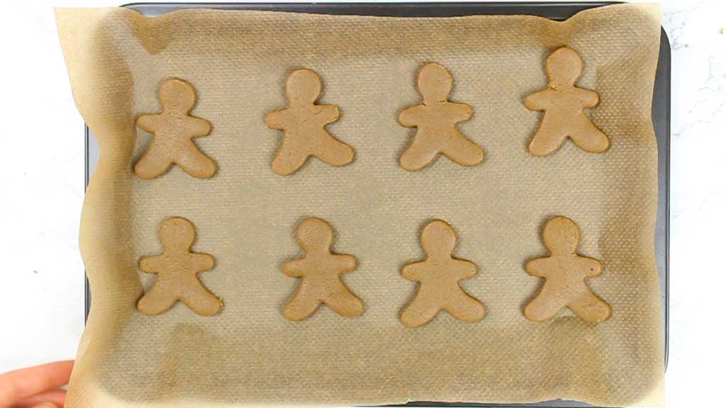 gingerbread men on a tray
