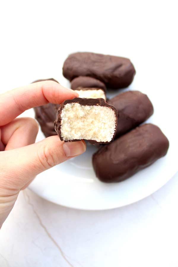 Dairy-free healthy desserts chocolate coconut Bounty bar