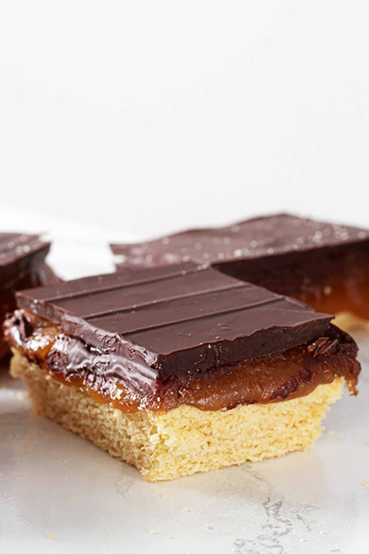 Vegan Millionaire Shortbread - BakedbyClo | Vegan Dessert Blog