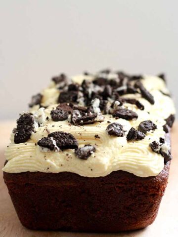 Vegan Oreo loaf cake