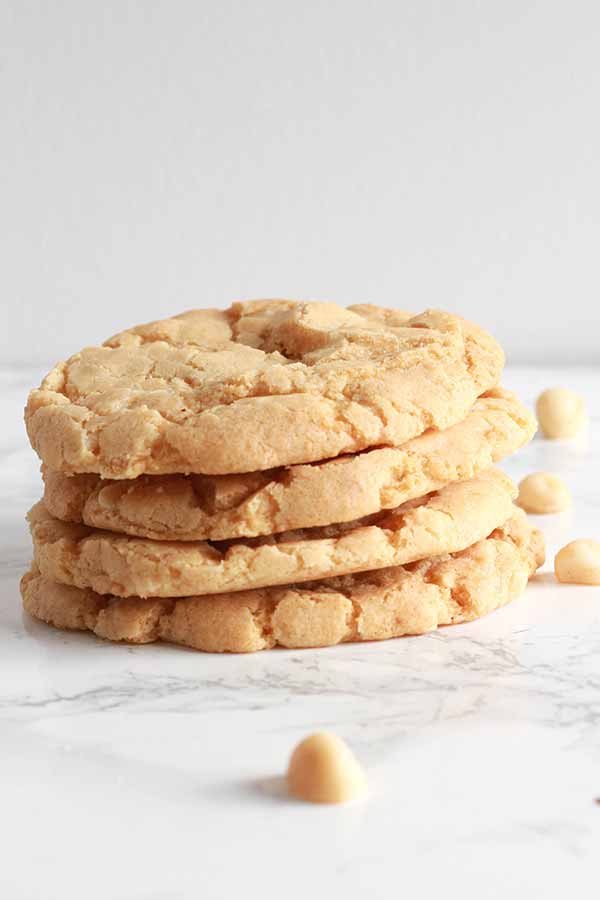 Thumbnail Image Of Stack Of Gluten Free Macadamia Cookies