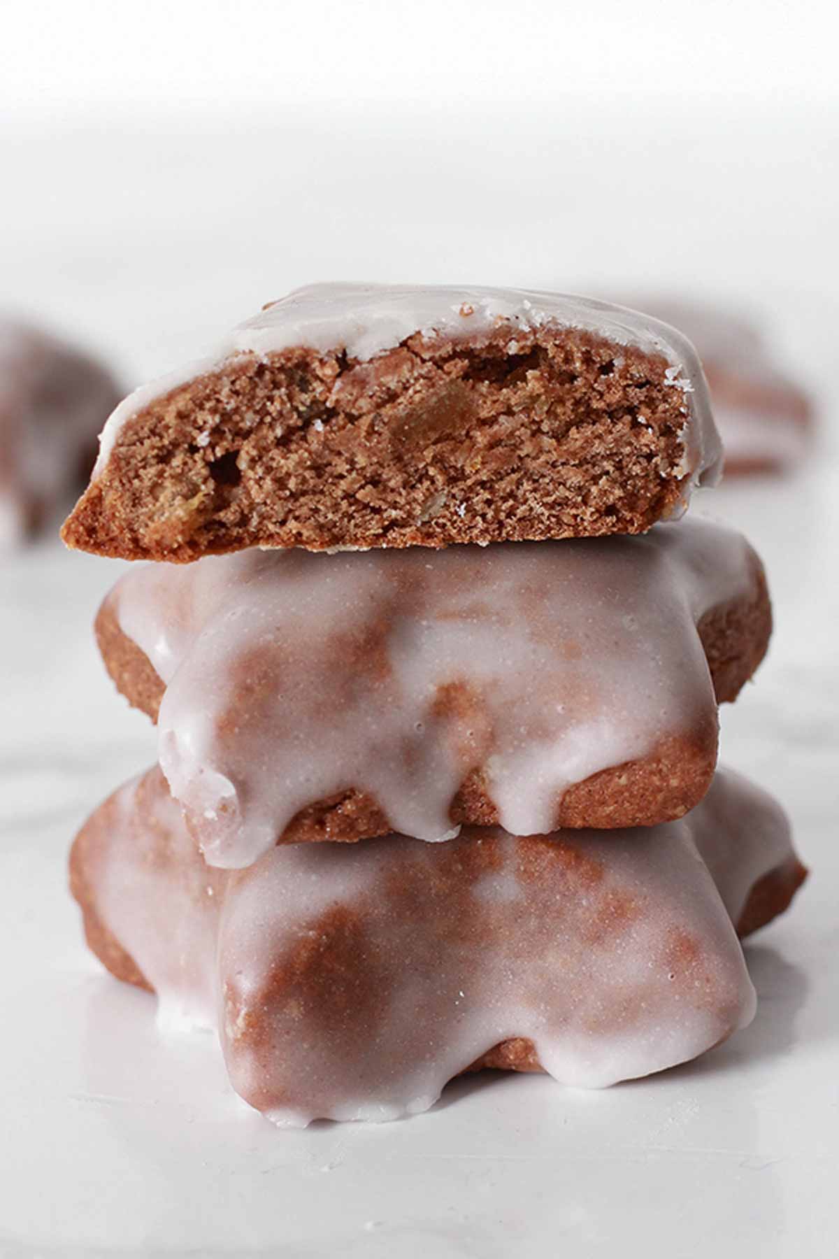 Stack Of 3 Star Shaped Lebkuchen Cookies