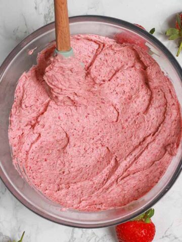 Thumbnail Image Of Vegan Strawberry Buttercream In A Glass Bowl
