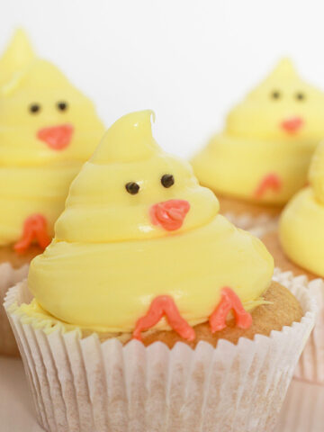 Easter Chick Cupcakes On Cake Stand