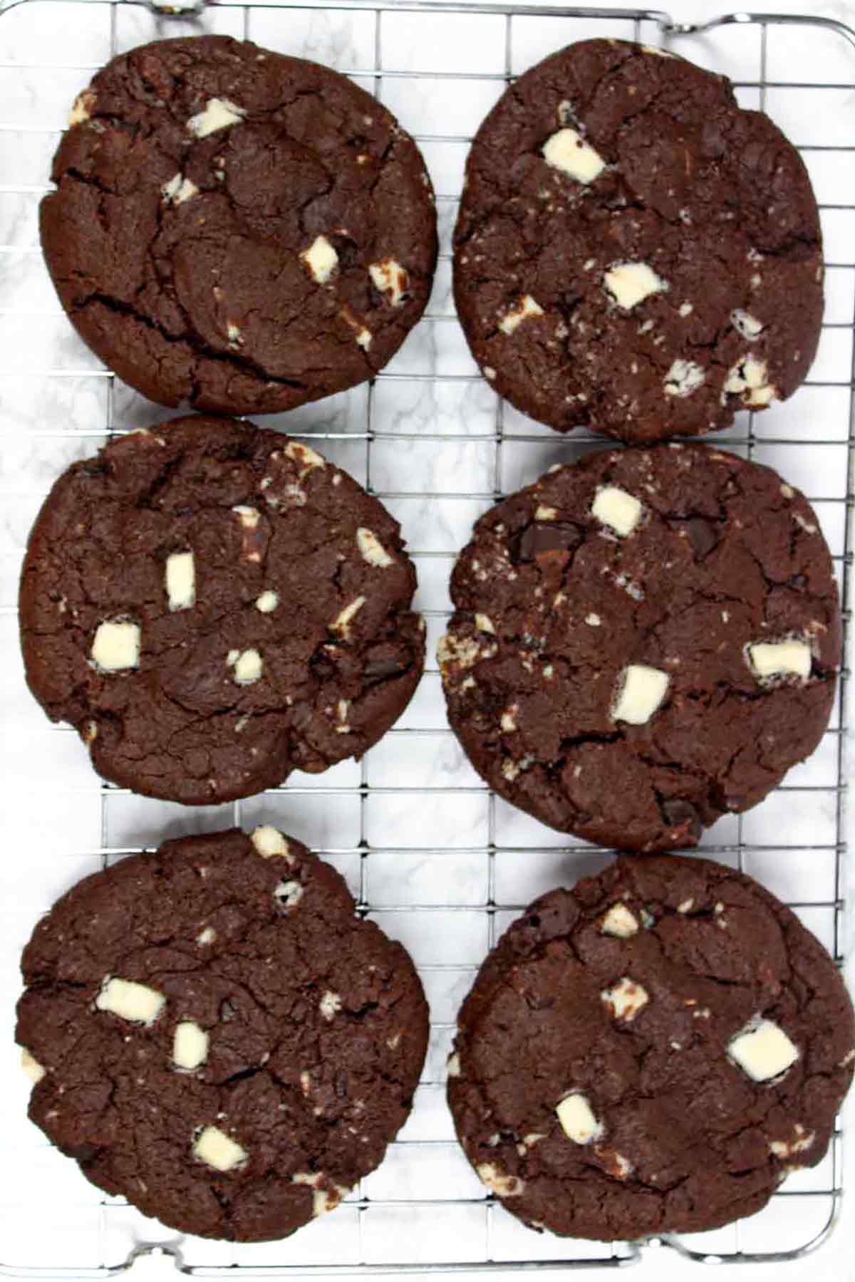 6 Eggless Double Chocolate Cookies On A Wire Rack