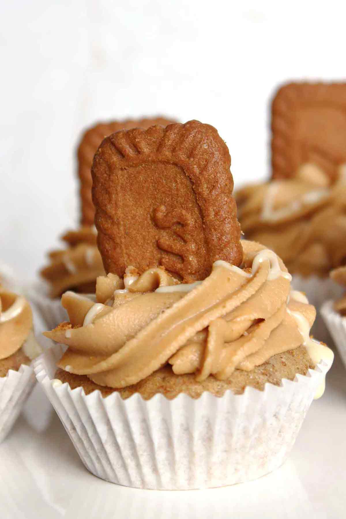 Eggless Biscoff Cupcakes On A Cake Stand