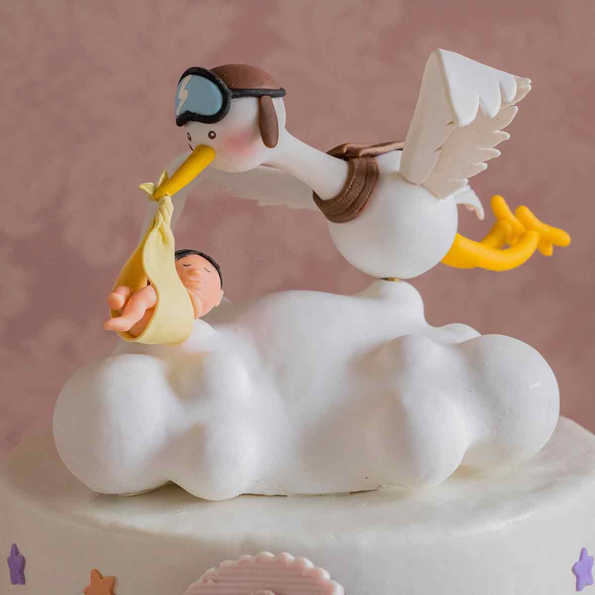 What Is Fondant and What is it Made Of?