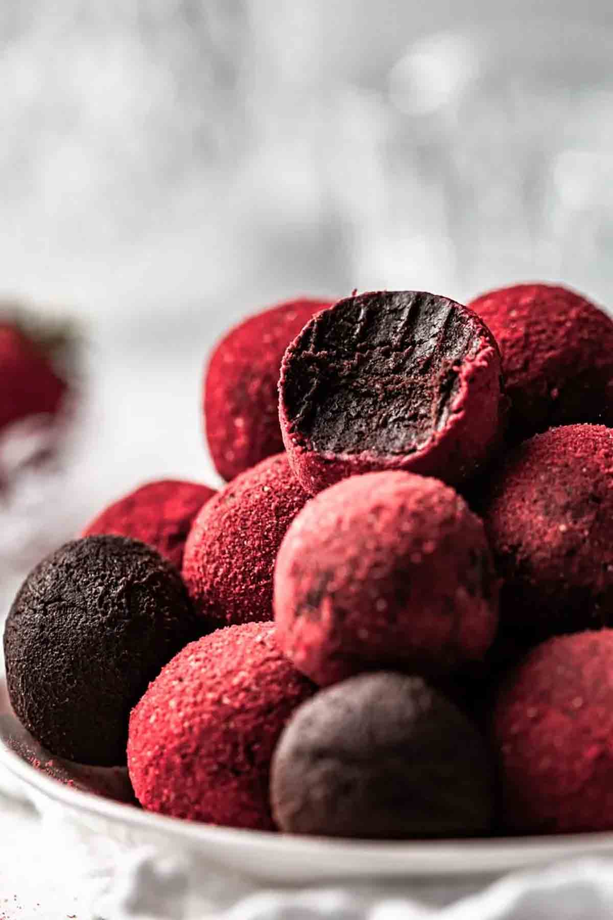 Chocolate Strawberry Truffles