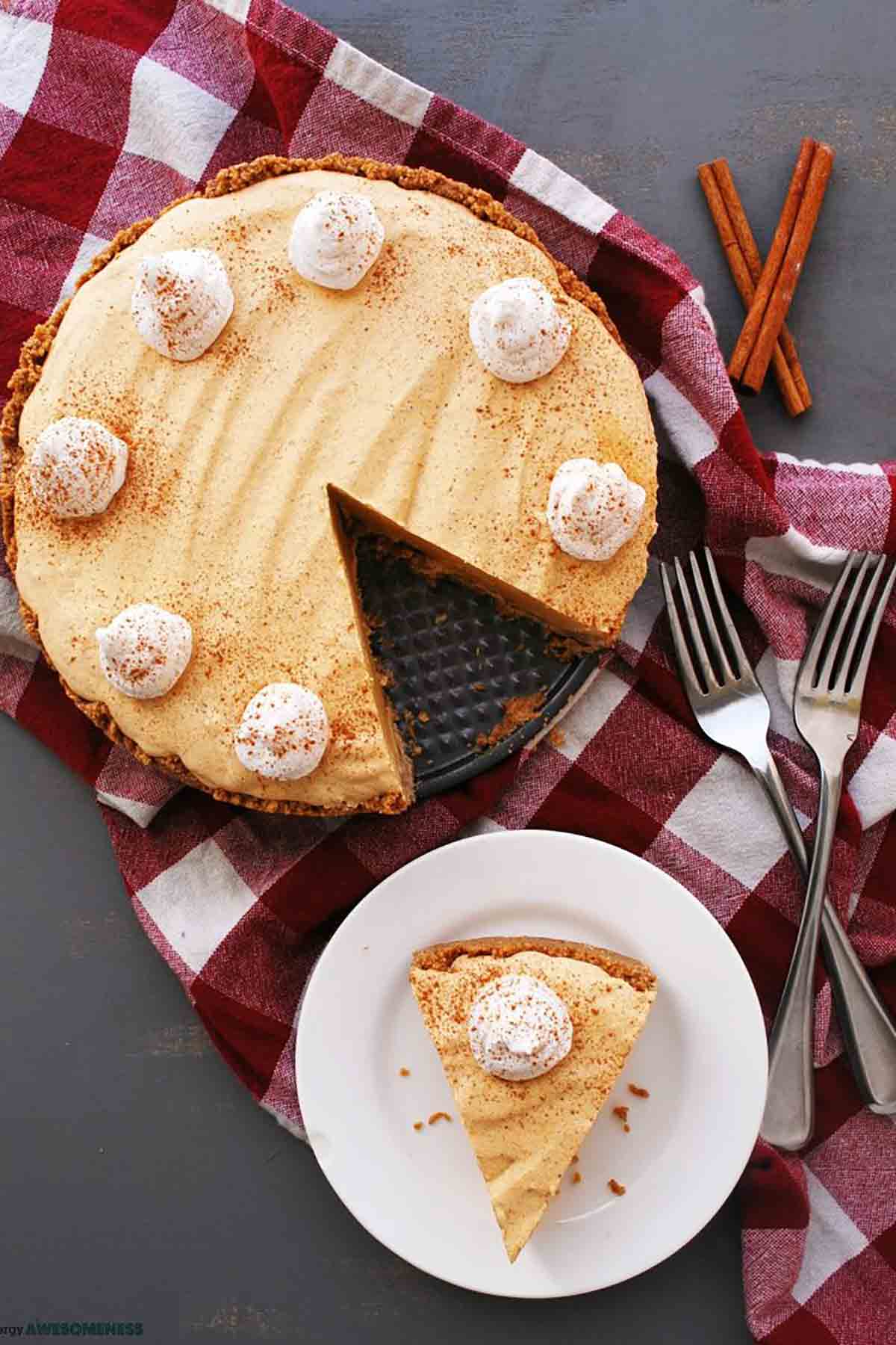 Pumpkin Mousse Pie