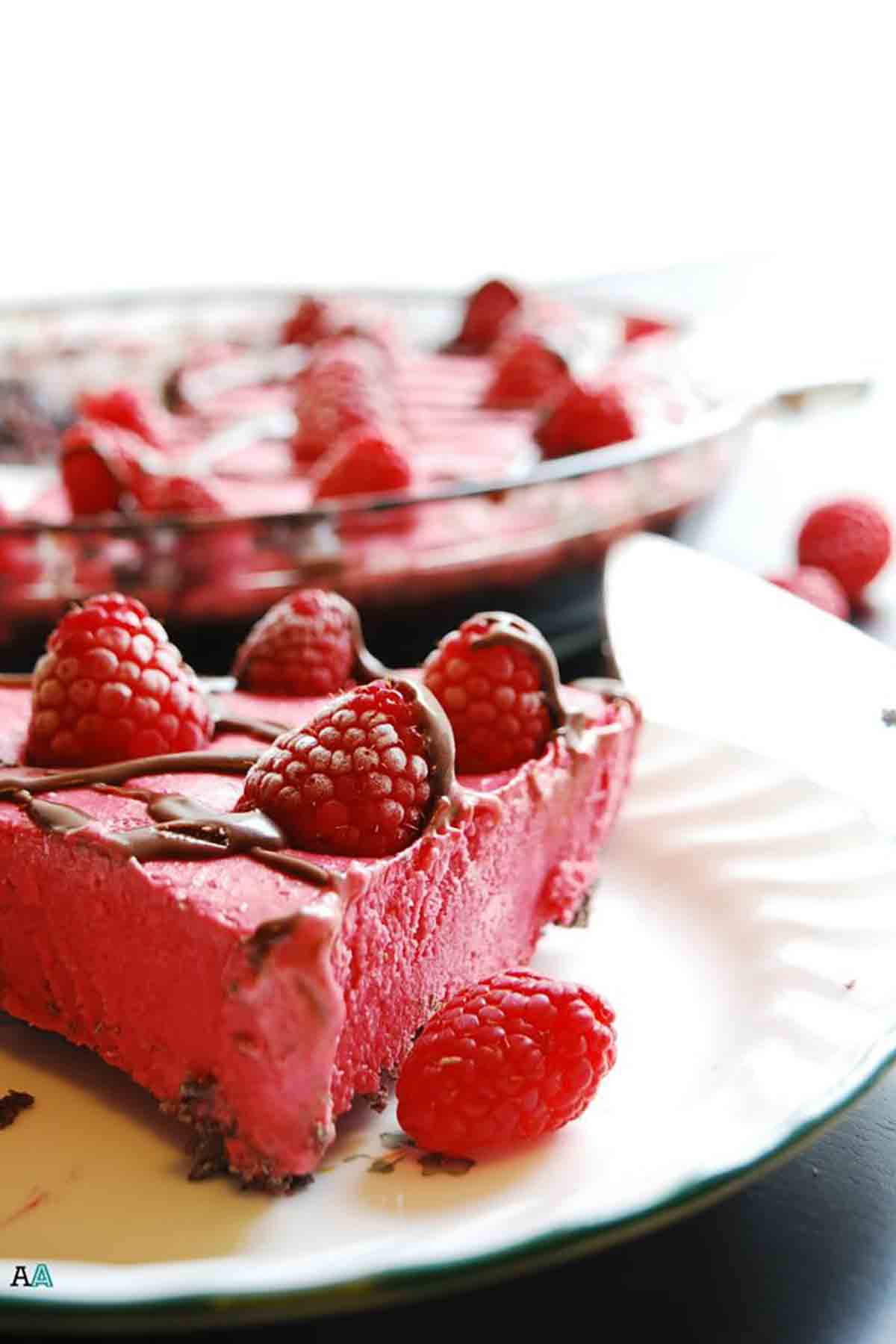 Raspberry Frozen Pie