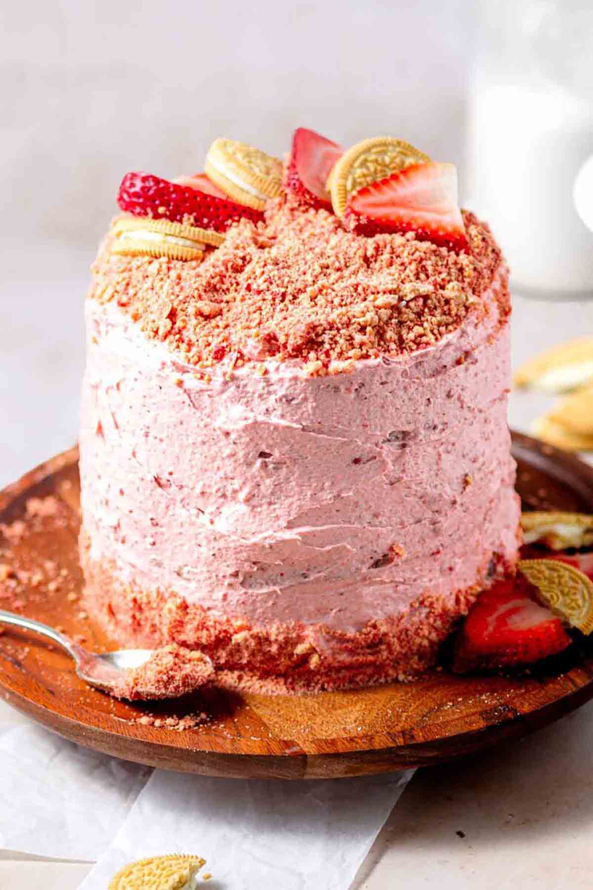 Strawberry Crunch Cake