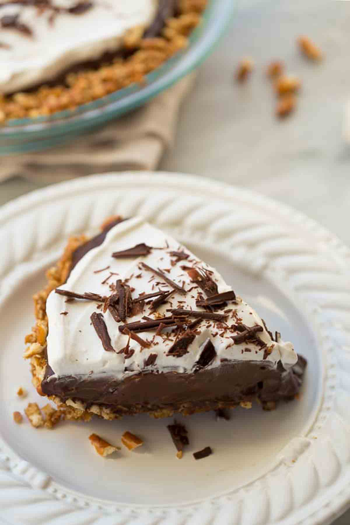 Vegan Sweet Pretzel Pudding Pie