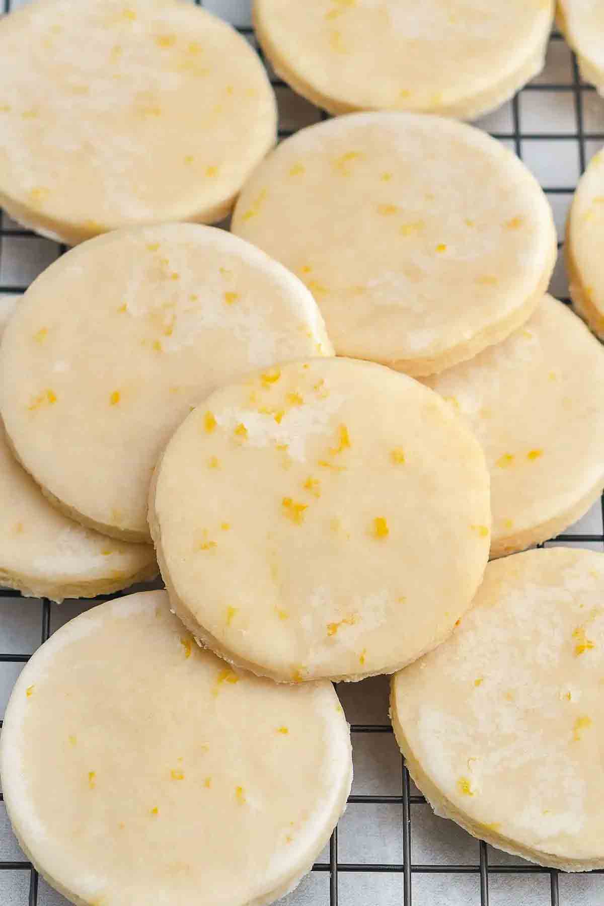 Vegan Lemon Shortbread Cookies