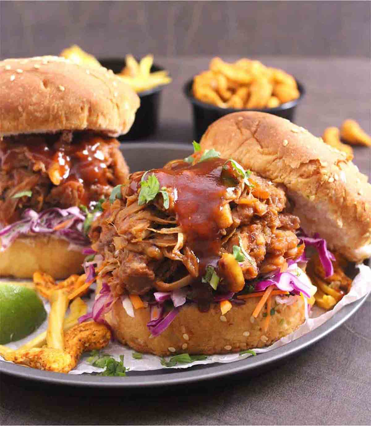 Pulled Jackfruit Burger