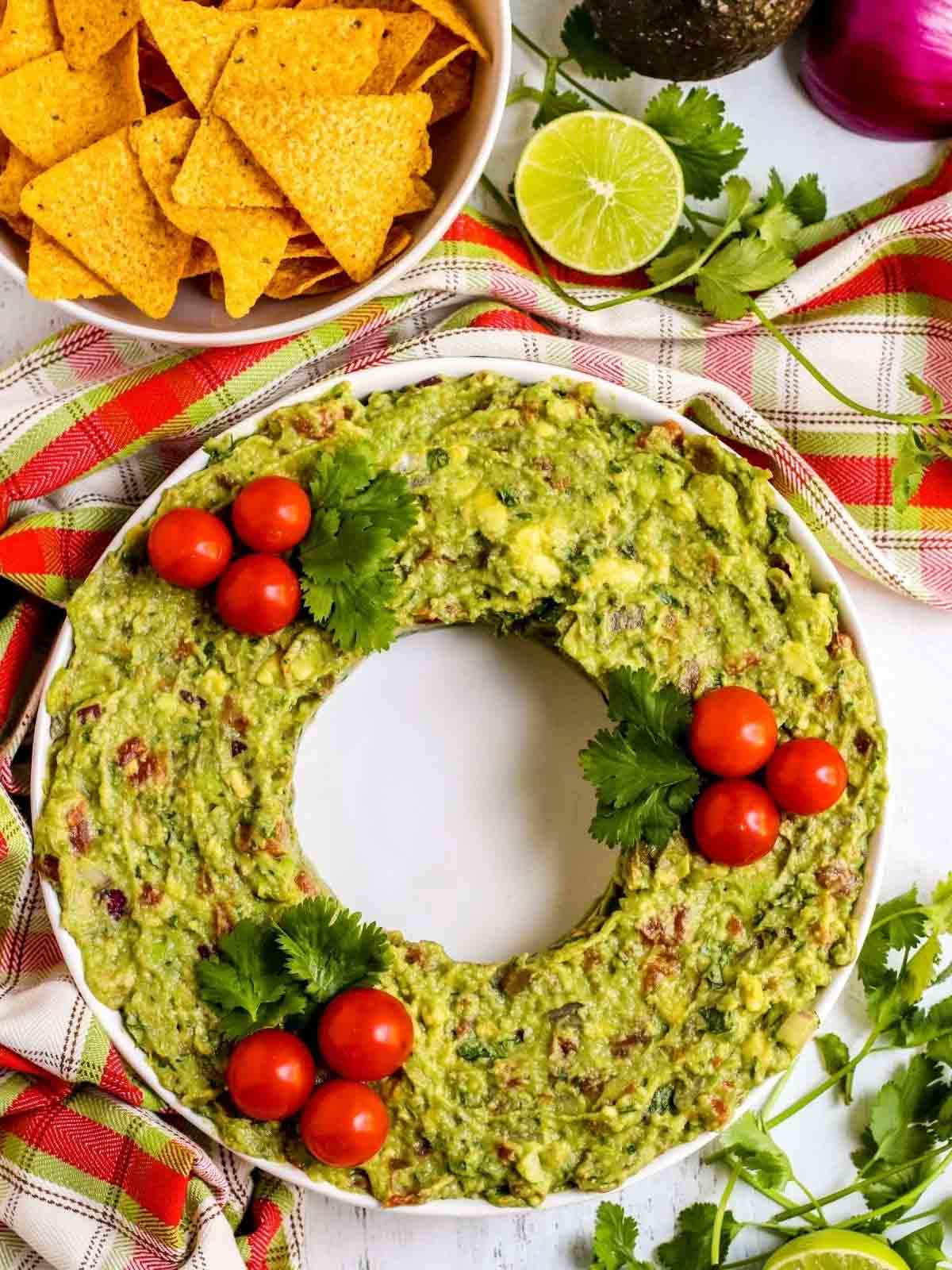 Vegan Christmas Party Wreath Guacamole Appetizer