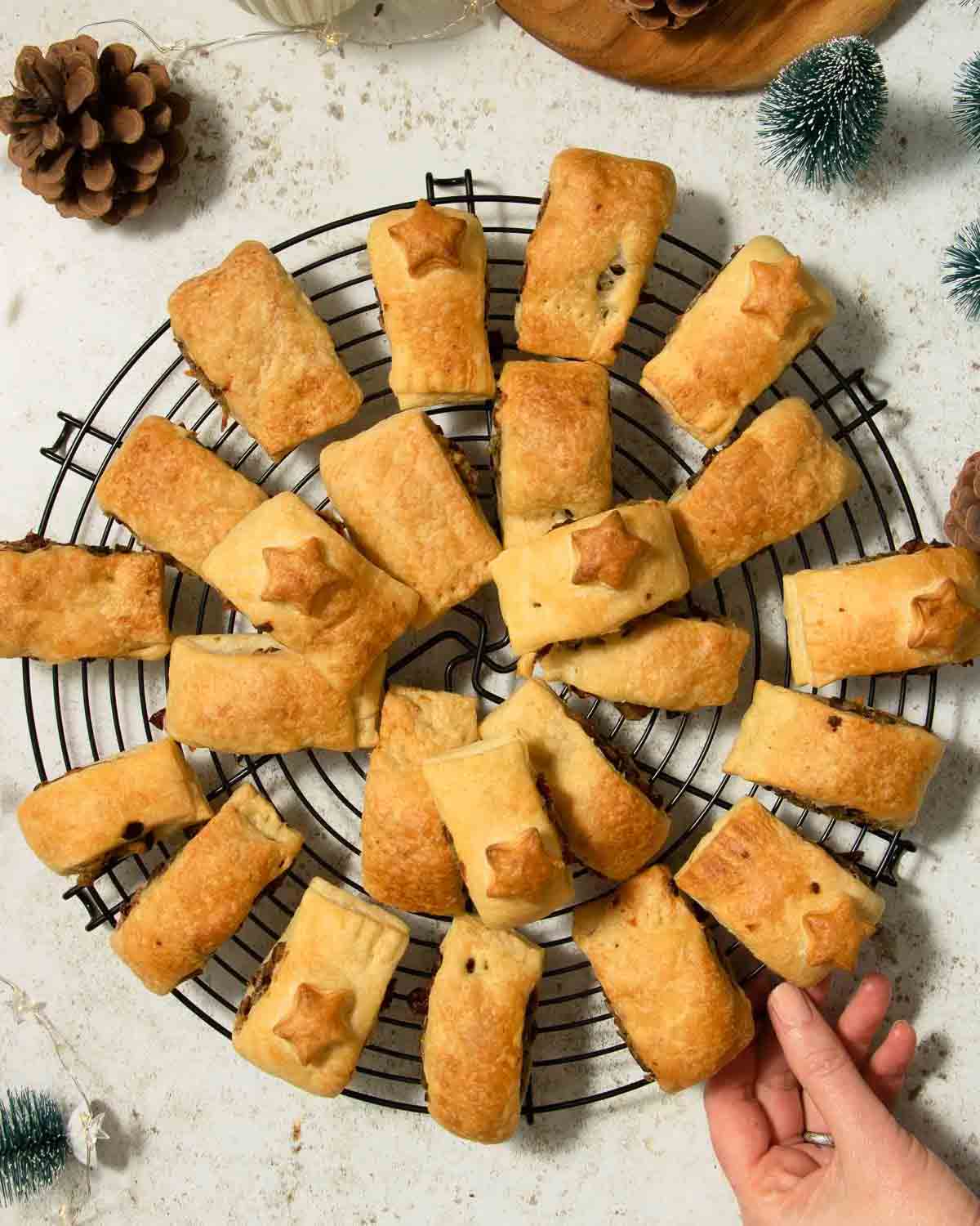 Christmas Sausage Rolls Vegan