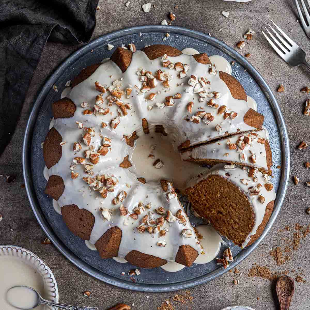 Vegan Pumpkin Bundt Cake