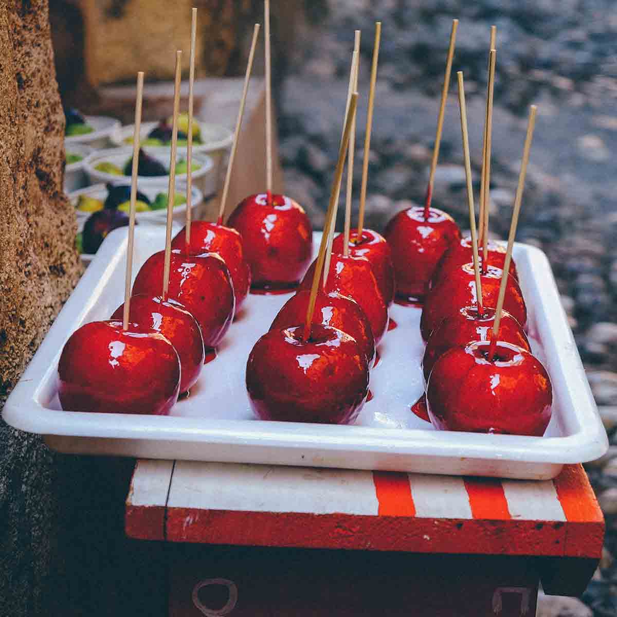 Image Of A Tray Full Of Candy Apples For Are Toffee Apples Vegan Post